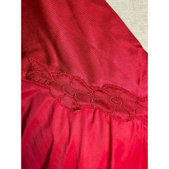 VIntage Vanity Fair Night Gown and Robe Set Red Small - Picture 4 of 12